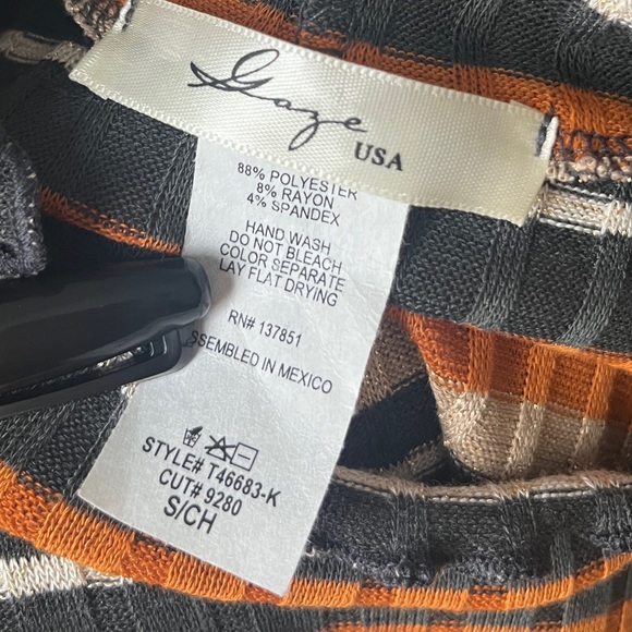 EUC Gaze USA brand striped long sleeved crop top- orange and gold- size small - Picture 6 of 10